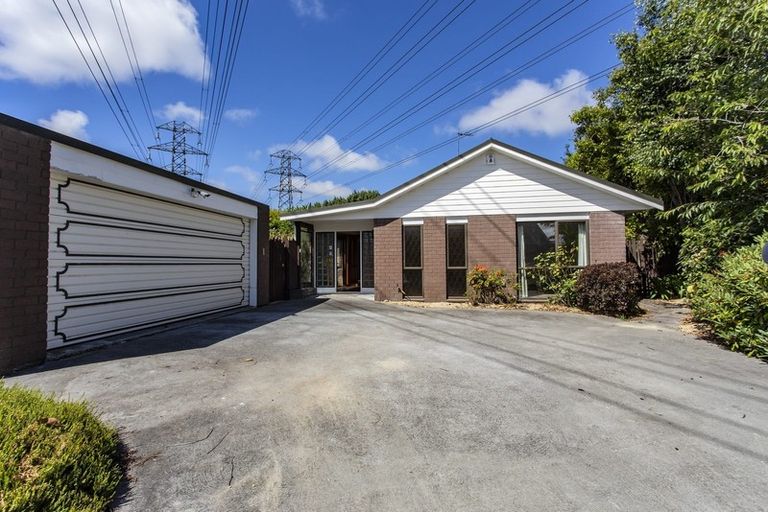 Photo of property in 56 Westgrove Avenue, Avonhead, Christchurch, 8042
