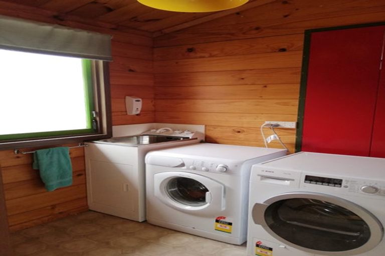 Photo of property in 35 Mulberry Street, Maungaraki, Lower Hutt, 5010