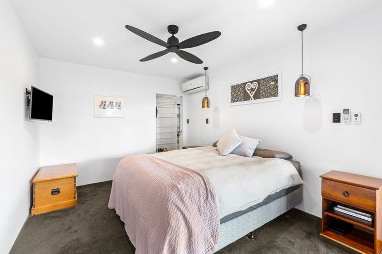 Photo of property in 6 Piper Way, Glen Avon, New Plymouth, 4312