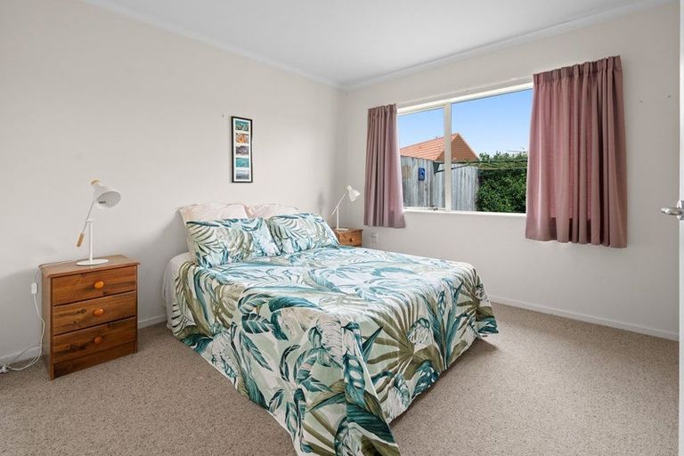 Photo of property in Holdsworth Villas, 56/2 William Donald Drive, Solway, Masterton, 5810