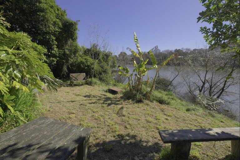 Photo of property in 23 Riverbank Road, Okoia, Whanganui, 4573