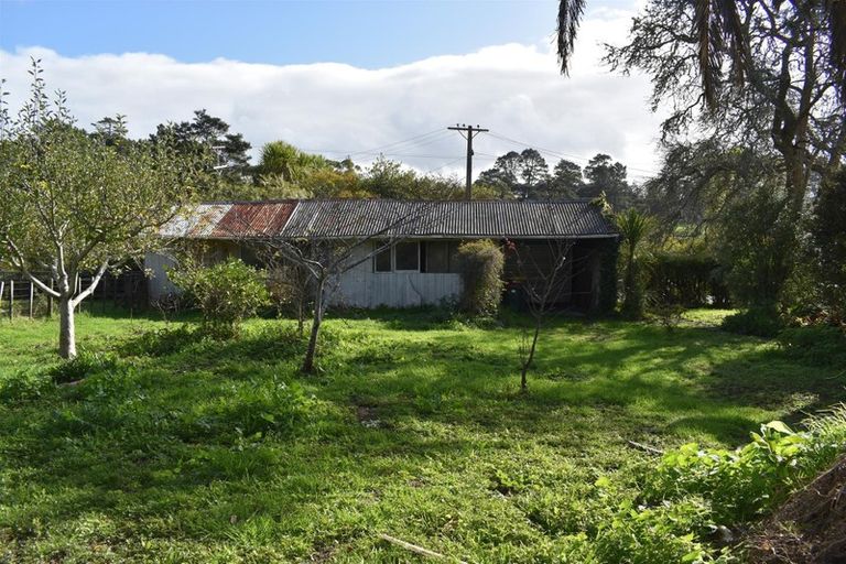 Photo of property in 6 Coulter Road, Swanson, Auckland, 0614
