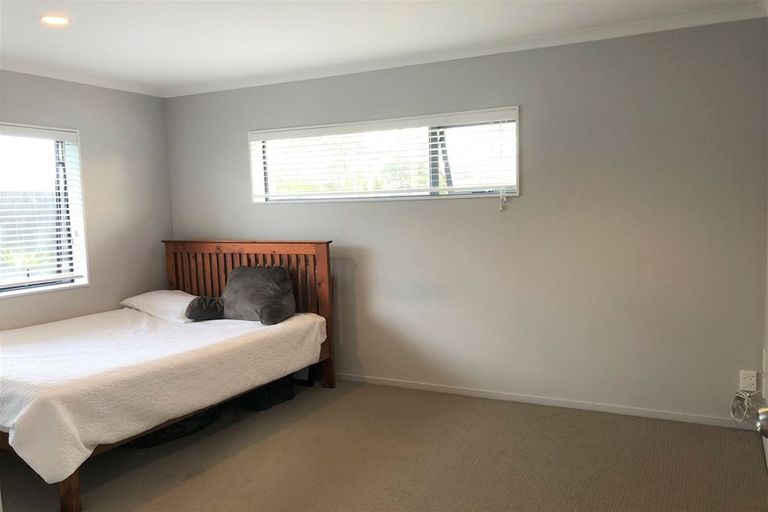 Photo of property in 43 Mili Way, Ranui, Auckland, 0612