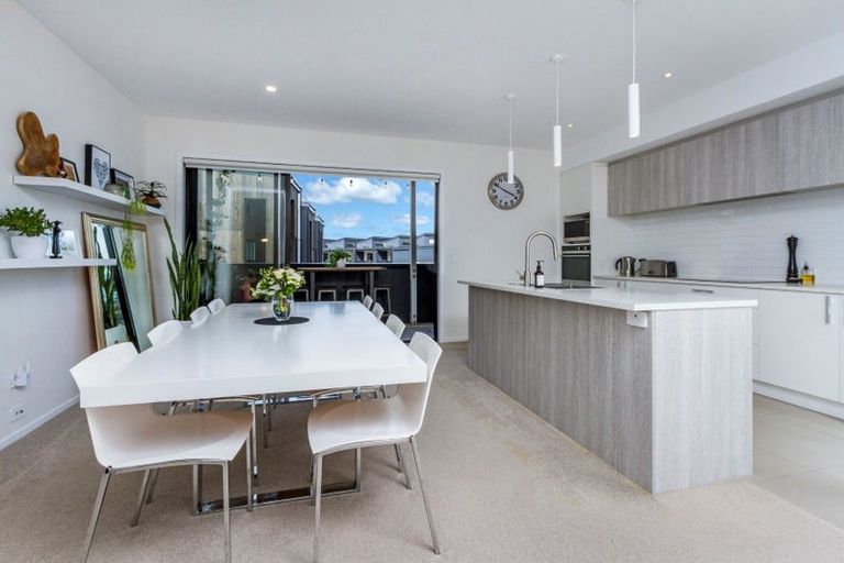 Photo of property in 77 Bomb Point Drive, Hobsonville, Auckland, 0616