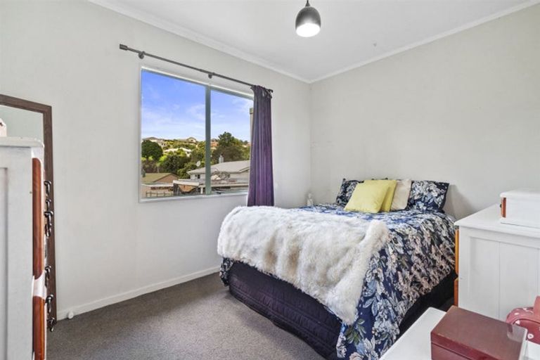 Photo of property in 13 James Cook Drive, Welcome Bay, Tauranga, 3112