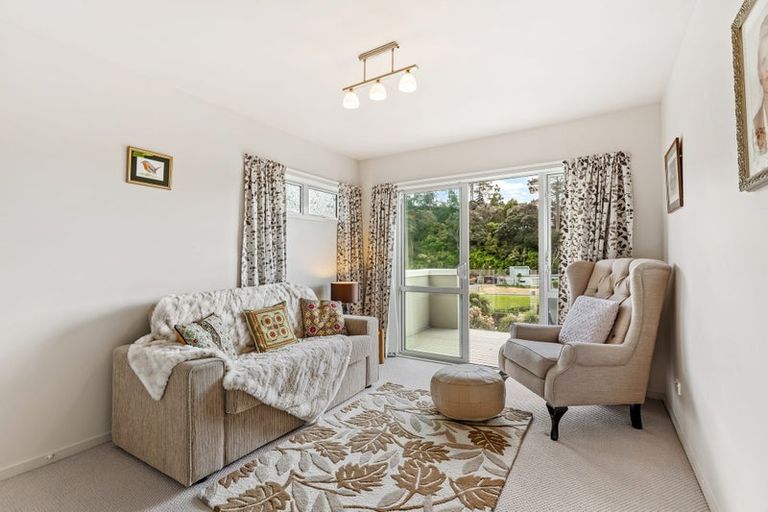 Photo of property in 17 Hawaiian Parade, Arkles Bay, Whangaparaoa, 0932