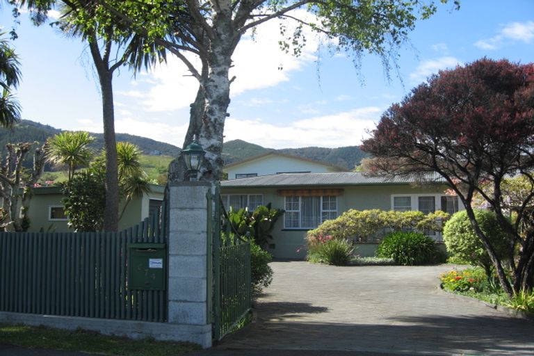 Photo of property in 674 Atawhai Crescent, Atawhai, Nelson, 7010