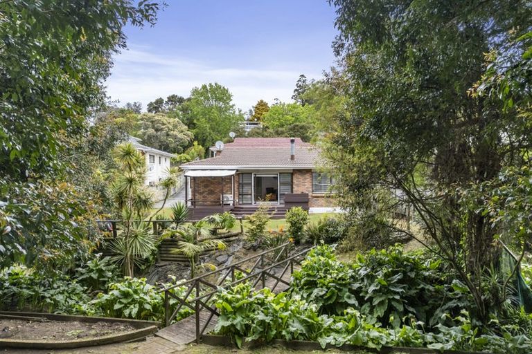 Photo of property in 2/12 Fitzwilliam Drive, Torbay, Auckland, 0630