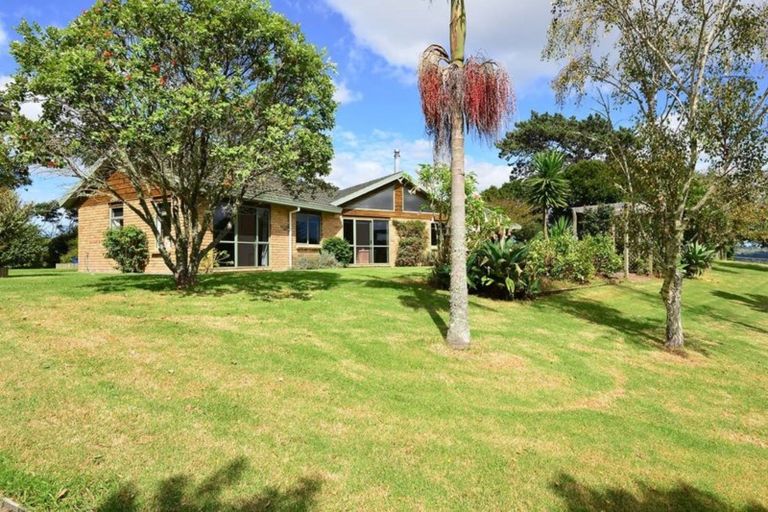 Photo of property in 54 Russell Road, Wainui, Silverdale, 0992