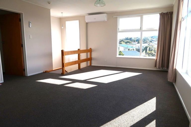 Photo of property in 44 Acacia Avenue, Maungaraki, Lower Hutt, 5010