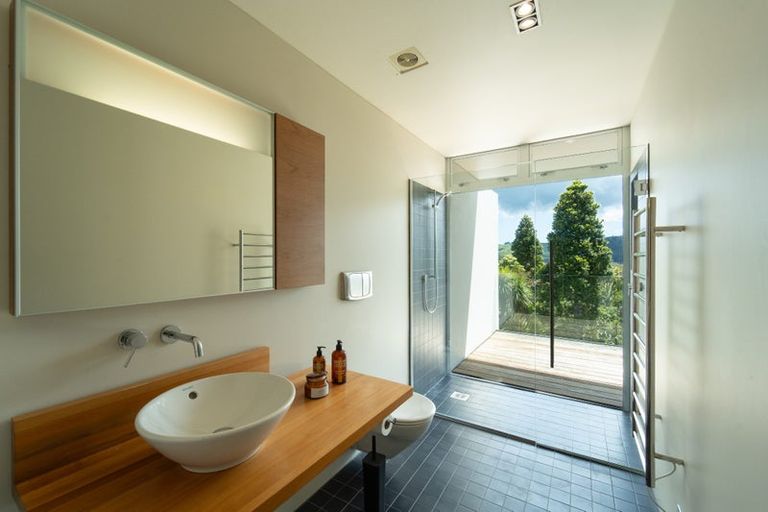 Photo of property in 657 Pukapuka Road, Pohuehue, Warkworth, 0983