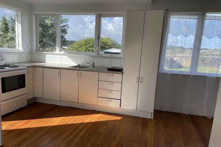 Photo of property in 339 Main Road, Huapai, Kumeu, 0810