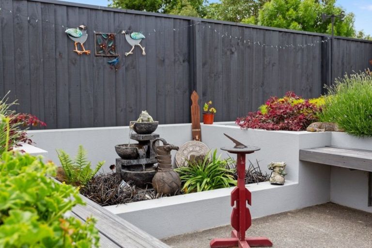 Photo of property in 22 Wineberry Avenue, Amberley, 7410