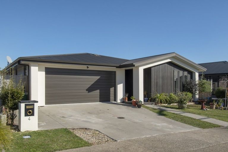 Photo of property in 4 Paiawa Way, Pyes Pa, Tauranga, 3110