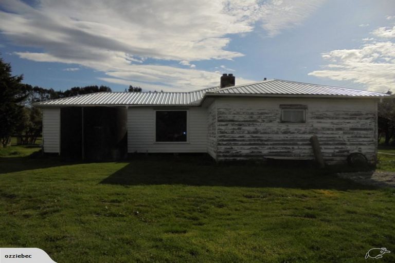 Photo of property in 17 Settlement Road, Papatotara, Tuatapere, 9691