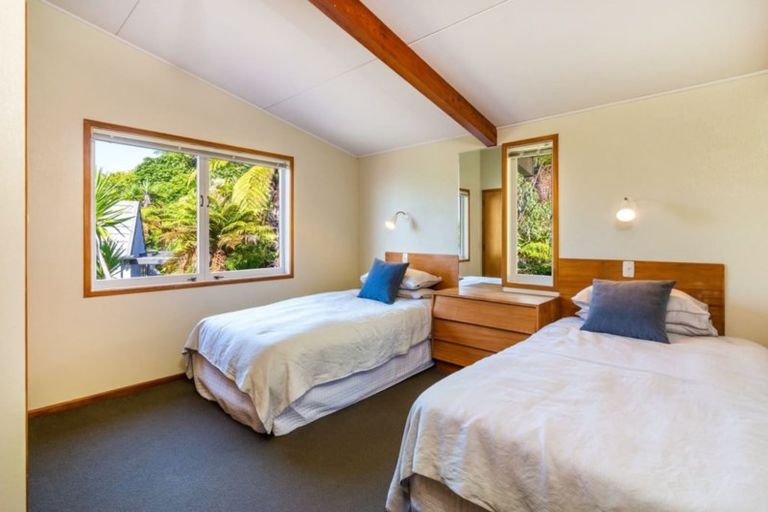 Photo of property in 17 Te Kopua Street, Acacia Bay, Taupo, 3330