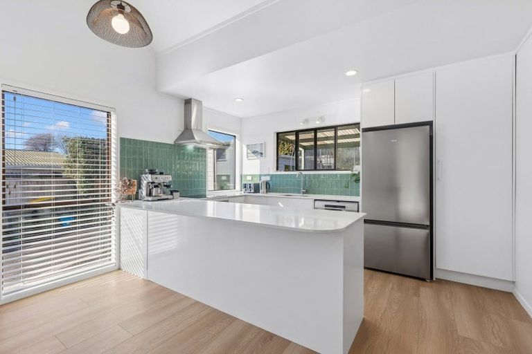 Photo of property in 46 Lee Street, Te Puke, 3119
