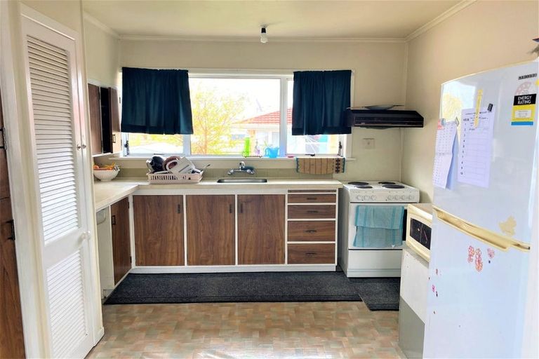 Photo of property in 2/17 Ti Rakau Drive, Pakuranga, Auckland, 2010