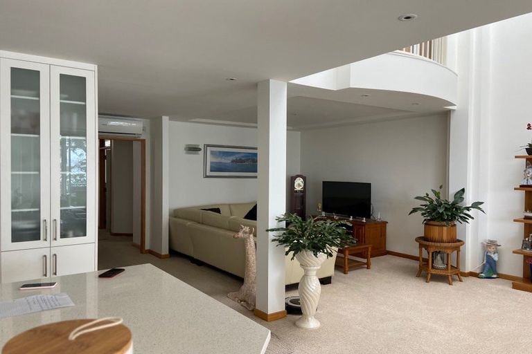 Photo of property in The Sands Apartments, 26/47 The Strand, Takapuna, Auckland, 0622