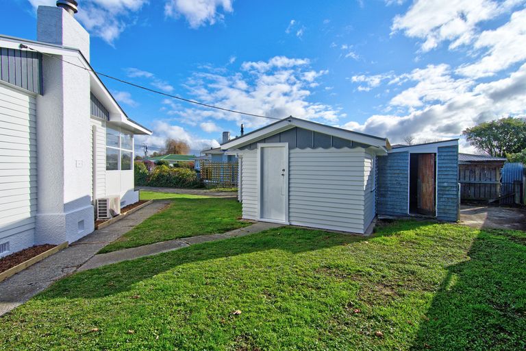 Photo of property in 15 Jones Place, Masterton, 5810