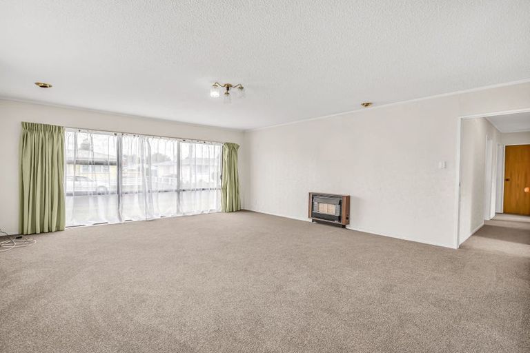 Photo of property in 11 Cornwall Street, Levin, 5510