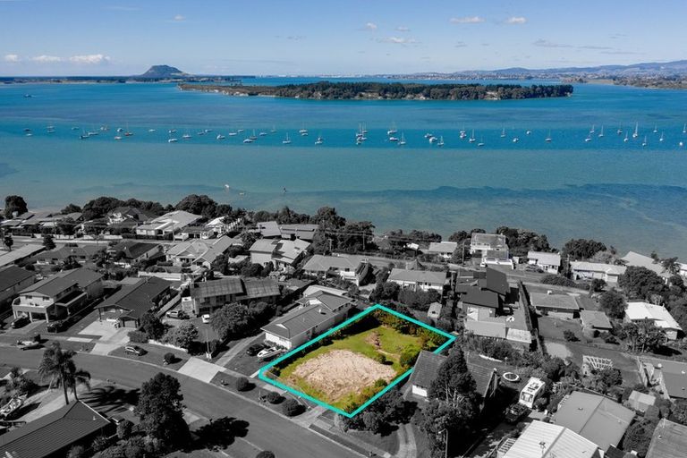 Photo of property in 37 Coppelia Avenue, Omokoroa, 3114