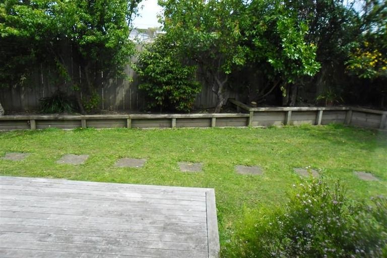 Photo of property in 87 Leighton Avenue, Waiwhetu, Lower Hutt, 5010
