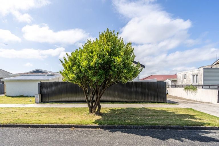 Photo of property in 222 Bowmont Street, Georgetown, Invercargill, 9812