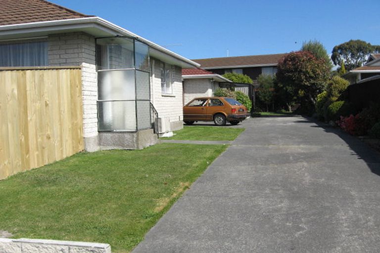 Photo of property in 1/74 Veitches Road, Casebrook, Christchurch, 8051