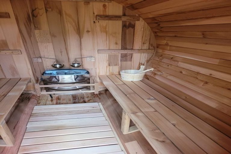 Photo of property in 23 Riverglade Parkway, Te Atatu South, Auckland, 0610