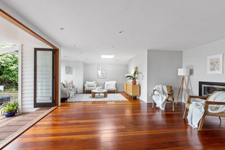 Photo of property in 6 Stafford Road, Northcote Point, Auckland, 0627