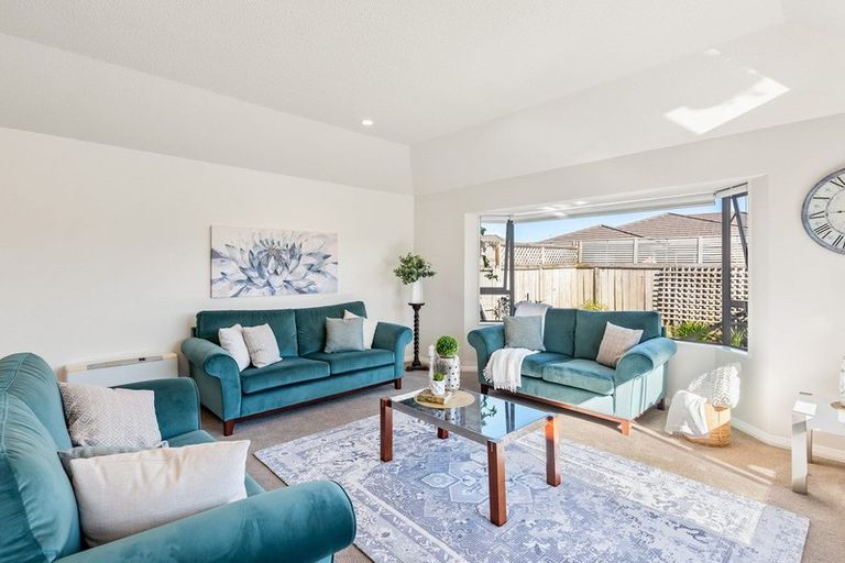 Photo of property in 3 Takahe Drive, Paraparaumu Beach, Paraparaumu, 5032