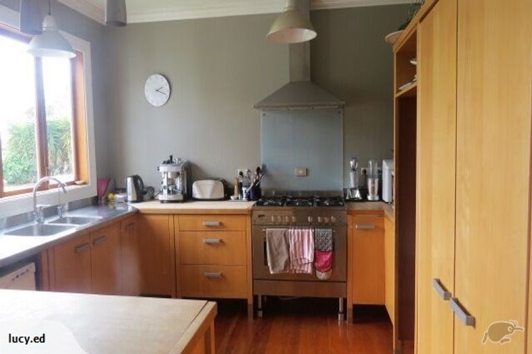 Photo of property in 140 Papakura-clevedon Road, Clevedon, Papakura, 2582
