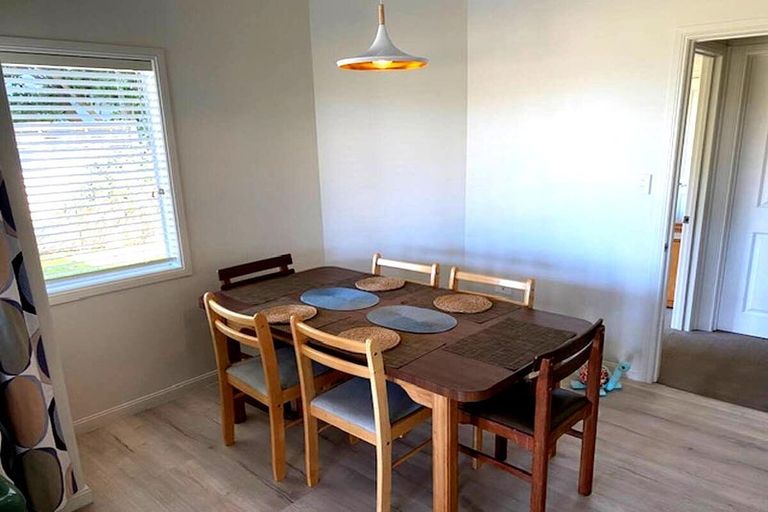 Photo of property in 142 Centennial Drive, Whitianga, 3510