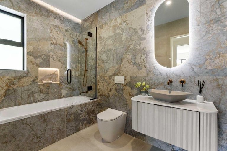 Photo of property in 1/61 Eely Point Road, Wanaka, 9305