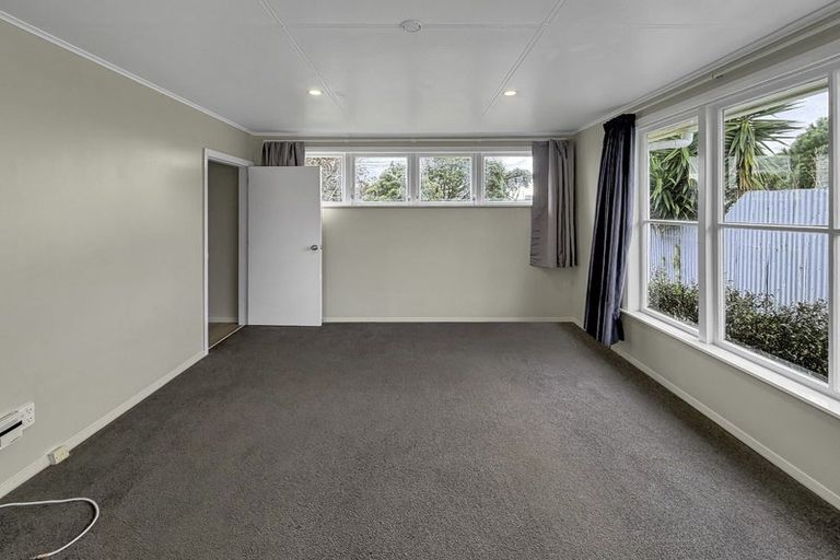 Photo of property in 19 Armstrong Place, Gonville, Whanganui, 4501