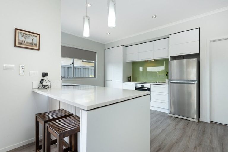 Photo of property in 21 Lakeview Quay, Pyes Pa, Tauranga, 3112