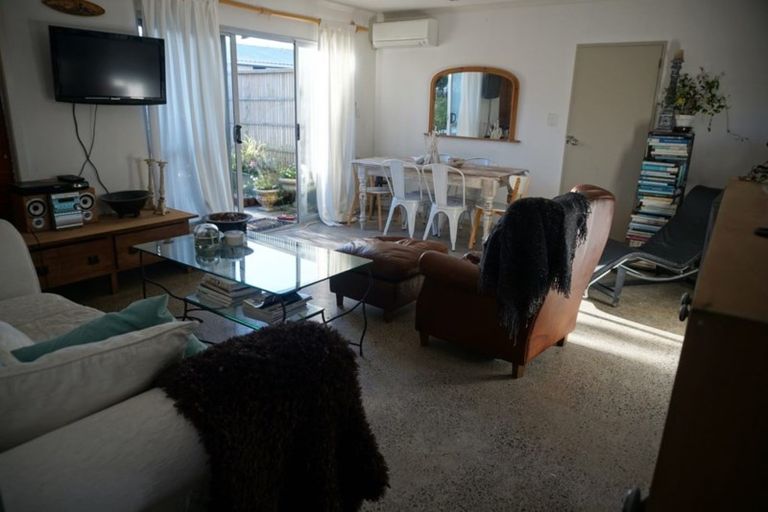 Photo of property in 924c Papamoa Beach Road, Papamoa Beach, Papamoa, 3118