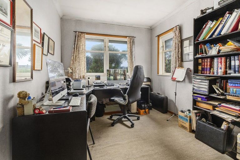 Photo of property in 5 Mascot Street, Tawa, Wellington, 5028