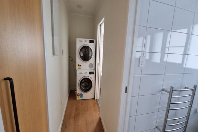 Photo of property in 107 Moa Road, Point Chevalier, Auckland, 1022