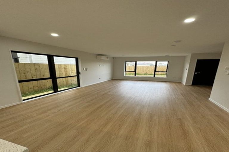 Photo of property in 70c Cargill Street, Papakura, 2110