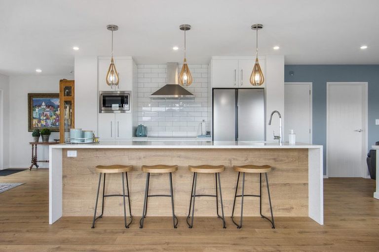 Photo of property in 13 Stingray Drive, Omokoroa, 3114