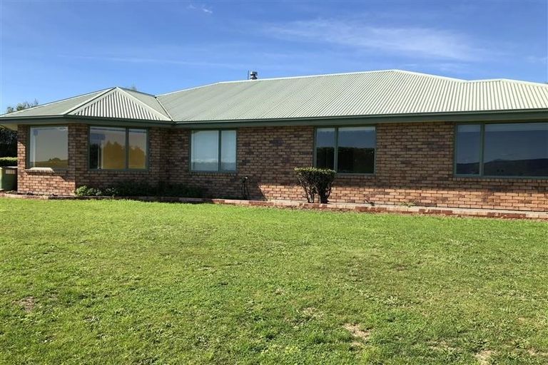 Photo of property in 86 Totara View Road, Wakefield, 7095