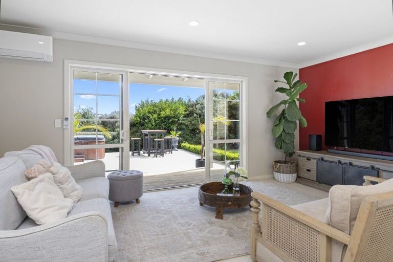 Photo of property in 948 Awhitu Road, Pollok, Waiuku, 2683