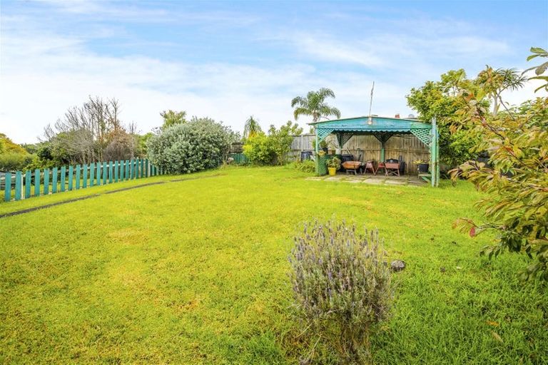 Photo of property in 17 Rembrandt Place, Opaheke, Papakura, 2113