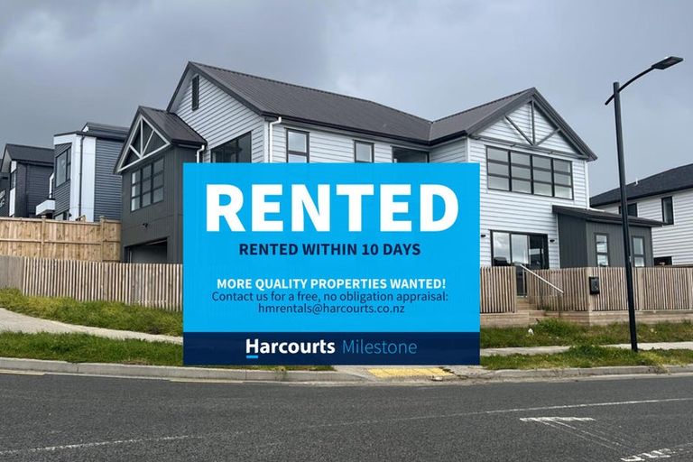 Photo of property in 2 Bendridge Street, Flat Bush, Auckland, 2019