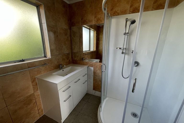 Photo of property in 105 Mahia Road, Wattle Downs, Auckland, 2103