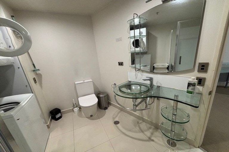 Photo of property in The Quay, 5/332b2 Lambton Quay, Wellington Central, Wellington, 6011