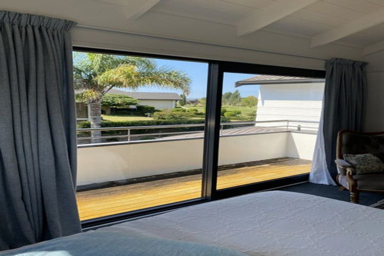 Photo of property in 52 Links View Drive, Omokoroa, 3114