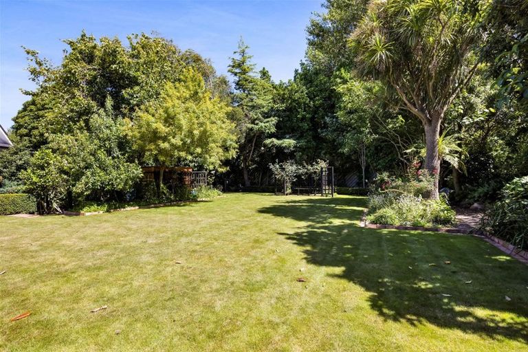 Photo of property in 11 Erin Street, Hawera, 4610